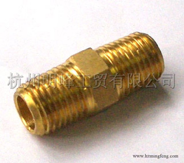 9527027 Male Hex Nipple 1/4"*1/4" NPT，brass